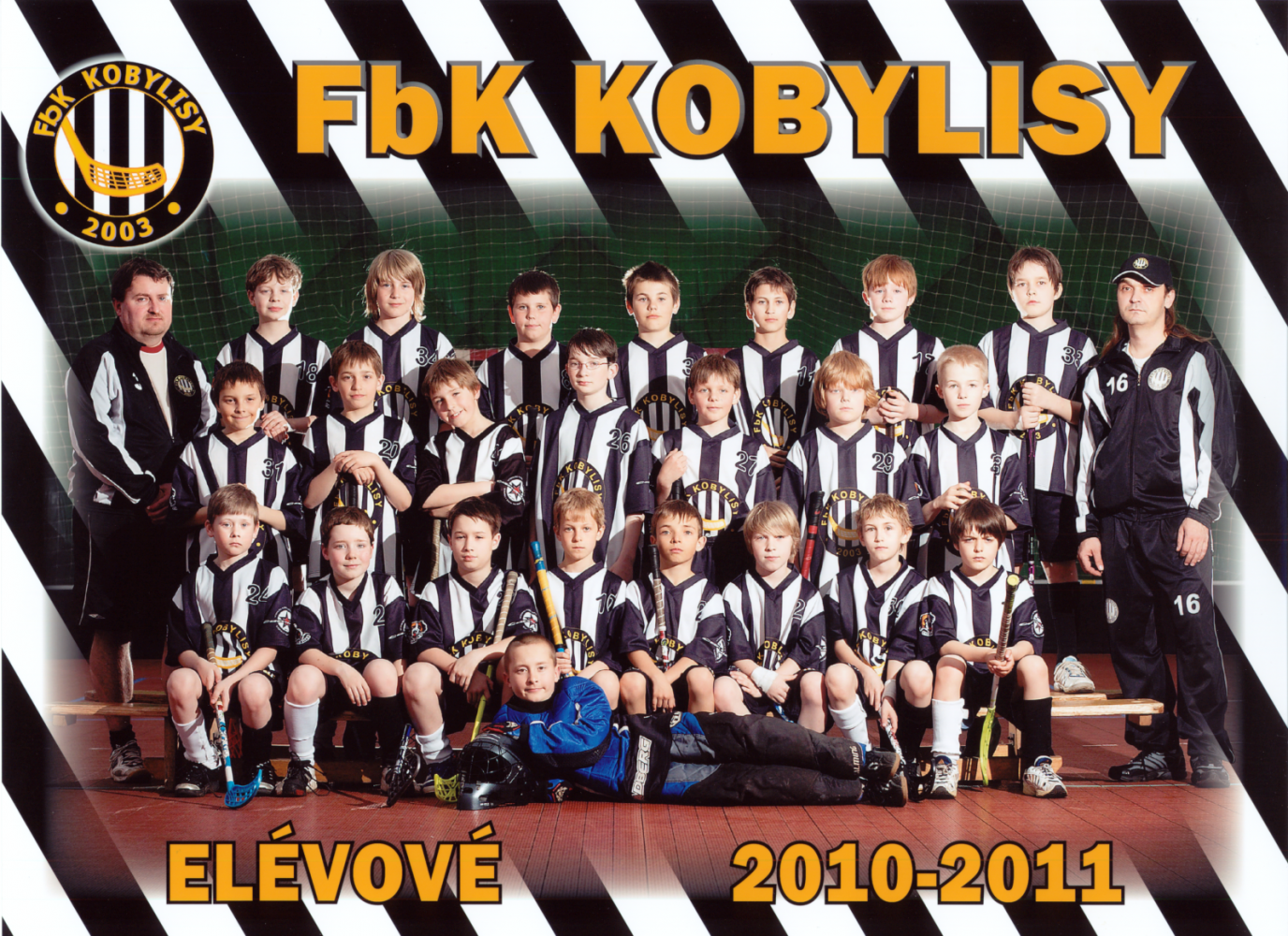 Týmy elévů A a B, sezóna 2010-2011; Autor: Pavel Růžička SportKarty.cz; Zdroj: Archiv FbK Kobylisy